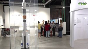 Выставка "Космос — дело самарское" знакомит с этапами развития авиационно-космической промышленности