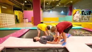 ПАУЗА Челлендж в БАТУТНОЙ АРЕНЕ !