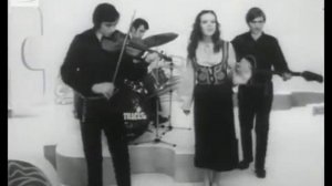 ВИА Менуэт.1971.Девушки и зонтики.