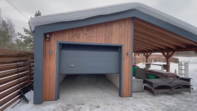 Завершили гараж с навесом в Екатеринбурге