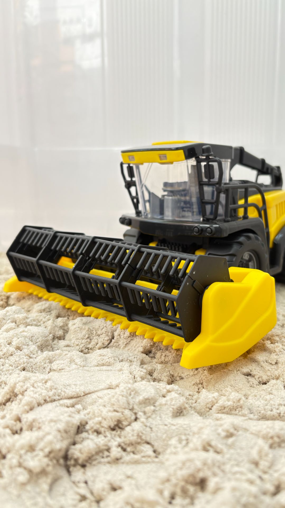 Хлебоуборочный комбайн - 26,7 см с инерционным механизмом Полесье (желтый)