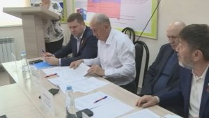 Что волнует сегодня аграриев, выслушали парламентарии Ставрополья