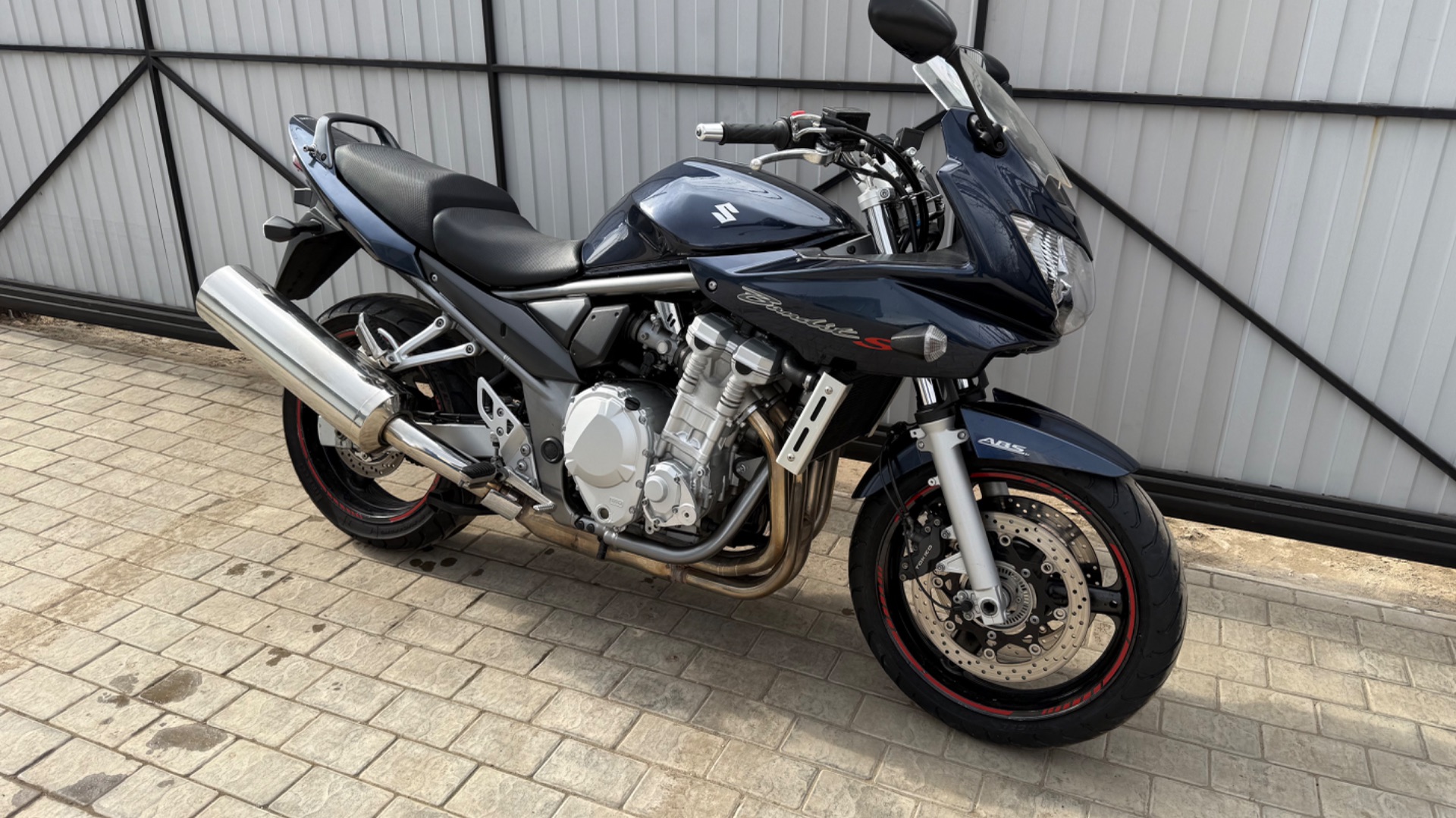 Обзор мотоцикла Suzuki Gsf650, Bandit 2007год.