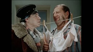 Старый таракан! Фрагменты из фильма "Волшебная сила искусства". 1970 г.