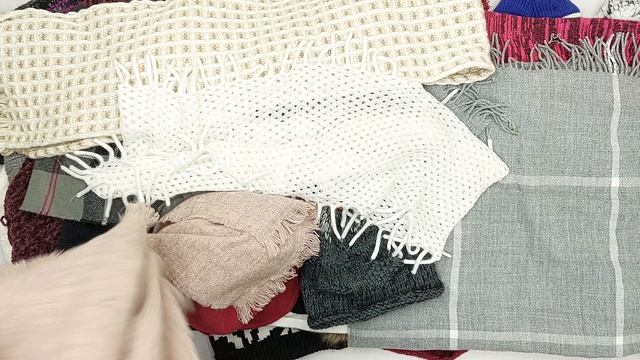 Шапки шарфы перчатки взрослые  секонд оптом 1 пак