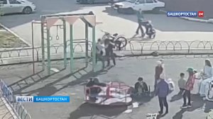 Раскрутили самокатом: девочка не удержалась и вылетела с карусели на детской площадке в Башкирии
