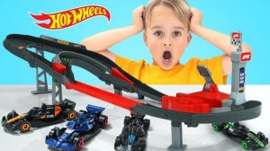 Гонки с игрушечными машинками - Кто победит?