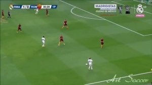 Роналдо, несмотря на свой вес в 120 килограммов, демонстрирует удивительные способности.