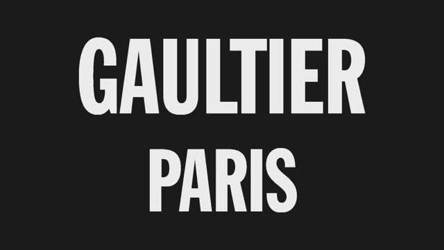 Показ женской коллекции Gaultier осень-зима 2016-2017