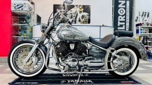 Yamaha XVS1100 Drag Star Custom