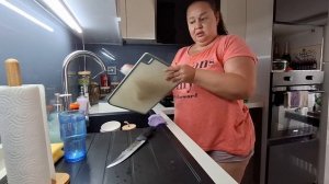 КАЖЕТСЯ МЕНЯ БОГ СПАС