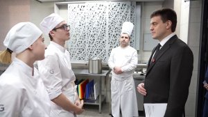 В КРАСНОЯРСКЕ ГОТОВЯТ КАДРЫ ДЛЯ ИНДУСТРИИ ТУРИЗМА И ГОСТЕПРИИМСТВА.