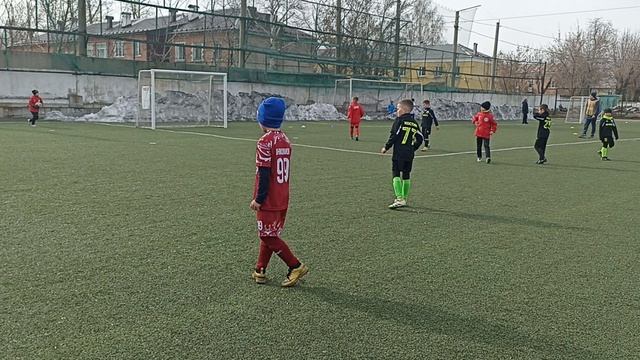 Кубок весенние каникулы по 17 году Црс Локомотив 1 ФК Иркутск Ющук 6+1 2 тайм