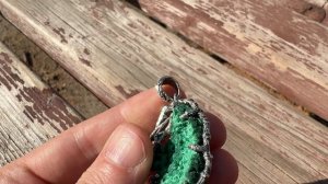 Кулон с малахитом