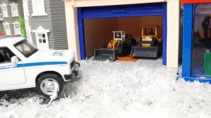 Машинки рулят