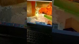 Играю в майнкрафт