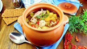 Ароматное ЖАРКОЕ по-домашнему из курицы!