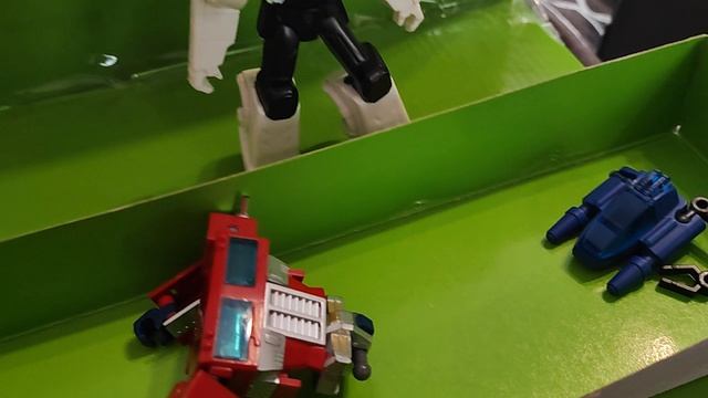 TRANSFORMERS WAR AND PEACE 1 PART