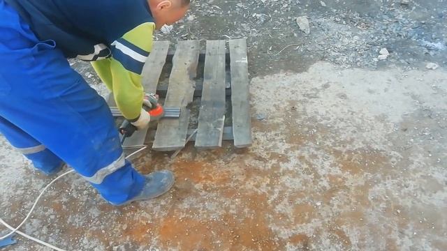 Зачистка профиля (профильной трубы) перед раскроем