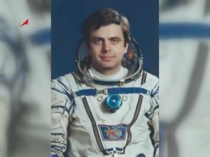 Космонавт Владимир Соловьев
