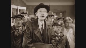 Как же он служил в очистке? Фрагменты из фильма ″Собачье сердце″. 1988 г.