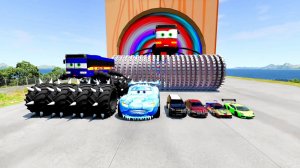 Большой и маленький автобус Молния Маккуин