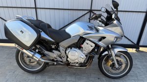 Обзор мотоцикла Honda cbf1000s, 2006 год.