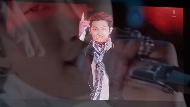 На выходных посмотрели в кинотеатре камбэк BTS..песня очень нравится