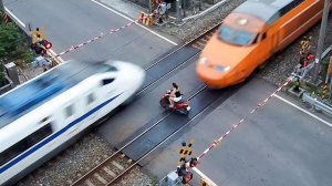 Невероятные моменты в поезде, запечатленные на камеру.