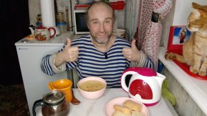 Ужин с Рыжулей. Город 3-х Авраамических религий. Мукбанг. Обжор. Еда на камеру. Диета. Шизофрения.