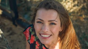 Танцевальная. Песня на стихи Раисы Йилдырим