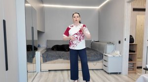 КАК МОЖНО ИГРАТЬ С ВЫКРОЙКОЙ? Футболка из обрезков ткани на мне.