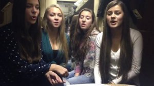 Красивые девушки зажигают