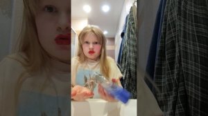 смываем макияж