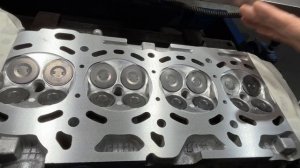 Двигатель: 2NZ-FE ам TOYOTA FUN CARGO ГБЦ выступала как донор для первой гбц ...