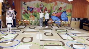 Игра «Космонавт зайка отправляется в космос». Играли с родителями в саду