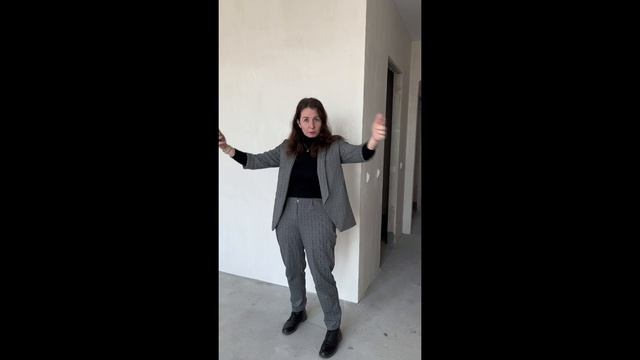 Закулисный бэкстейдж. Квадратное мнение.