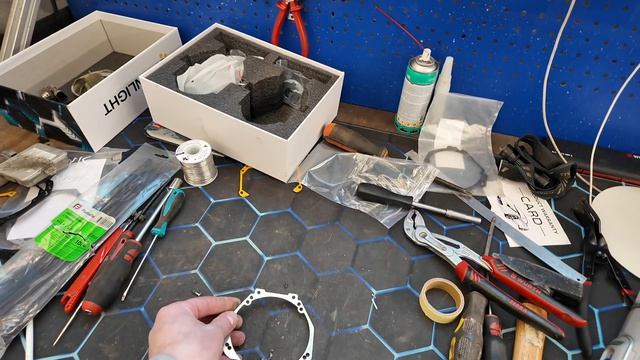 Mitsubishi Pajero 4 2013. Установка светодиодных модулей ORIONLIGHT Alien