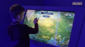 Сокровища музеев и архивов — в одном месте: что привезли на выставку «Уроки географии»