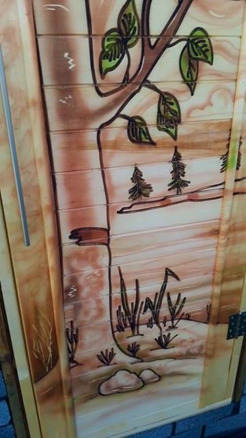 Входная дверь в баньку. Выбор не простой.