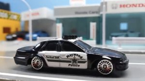 МУЛЬТИК ДЛЯ ДЕТЕЙ: ПОГОНЯ ЗА НАРУШИТЕЛЯМИ.  ПОЛИЦЕЙСКИЕ МАШИНКИ ПРОТИВ ГОНЩИКОВ.  МАШИНКИ.