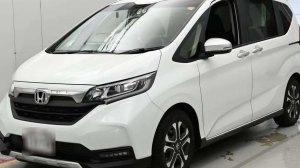 Honda Freed 2022 CROSSTAR продаю