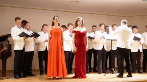 Екатерина Бабич и Юлия Малевская исполняют «Pie Jesu» Эндрю Ллойда Уэббера. Ф-но — Ирина Коробова