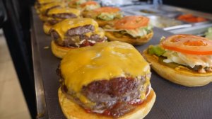 Лучшие бургеры Банкока. Уличная еда городов мира.