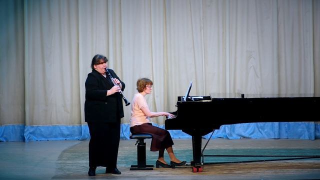 Вольфганг Амадей Моцарт Концерт для кларнета с оркестром До мажор, 1 часть