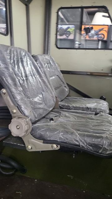 Ангара Worker Жесткая крыша обзор в шоуруме