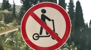 В подмосковных Котельниках и Люберцах запретили работу сервисов аренды электросамокатов.