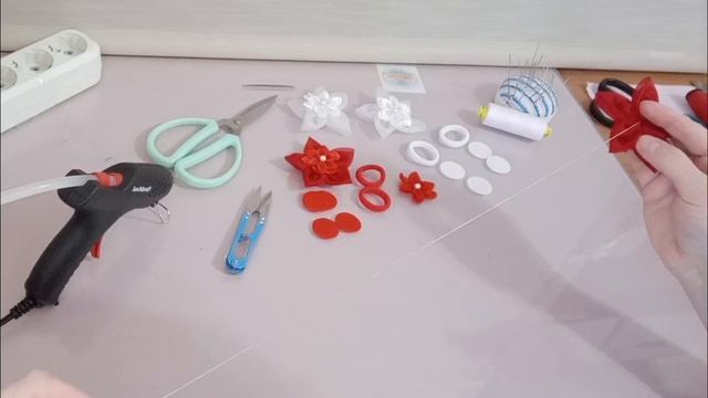 Цветы-резинки для волос. Как сшить банты самой.