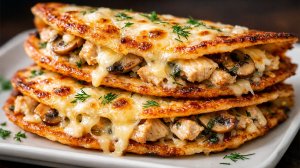 Картофель с курицей и грибами в духовке — быстрый ужин из простых продуктов!