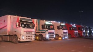 Кыргызстан направил Ирану семь фур с продуктами и лекарствами